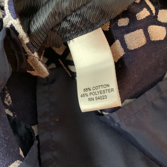 Banana Republic Navy Geometric Circle Print Shorts. Women’s Size 4 - Picture 5 of 5